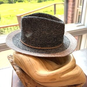 Black/Beige Woven Hat